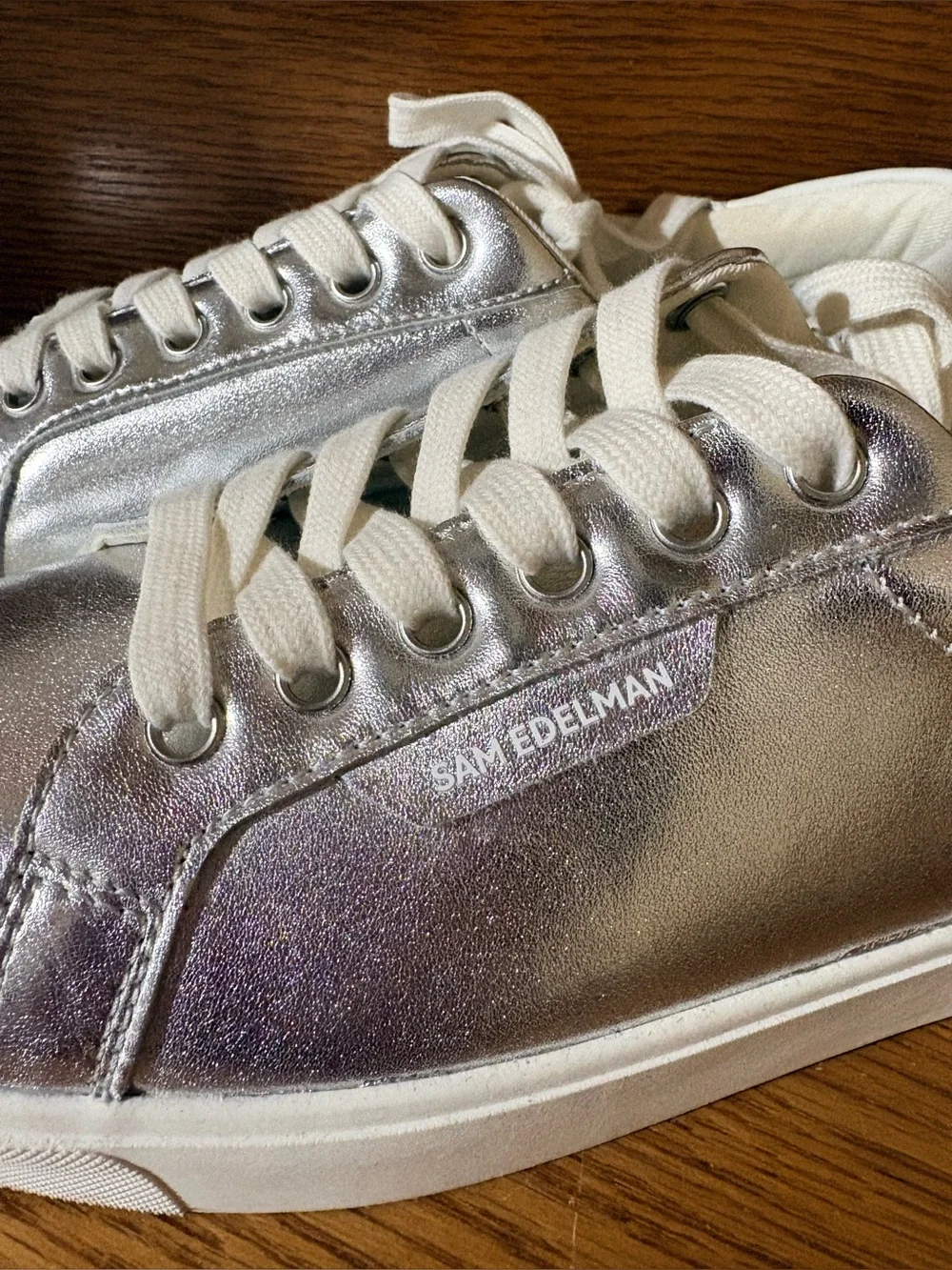 Sam Edelman Ethyl Lace Up Metallic Silver Leather Sneakers Size 9